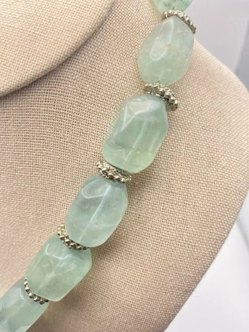 Vintage Green Fluorite Nugget Bead Necklace Bali Silver Tone Toggle Clasp 17”
